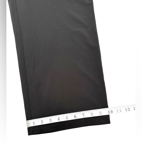 NWT Banana Republic Classic Black
V-Neck Sleeveless Cropped Jumpsuit XS - Picture 6 of 16